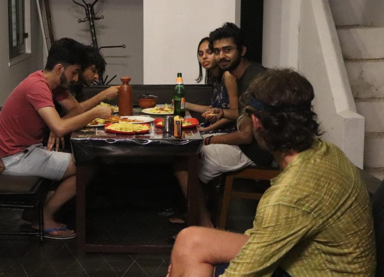 Piggy Hostel Varkala Buitenkant foto